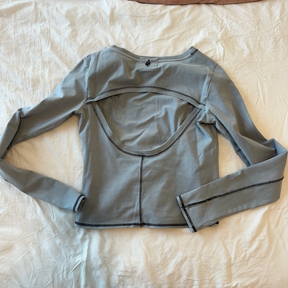 NWOT FP Movement long sleeve - Picture 6 of 11
